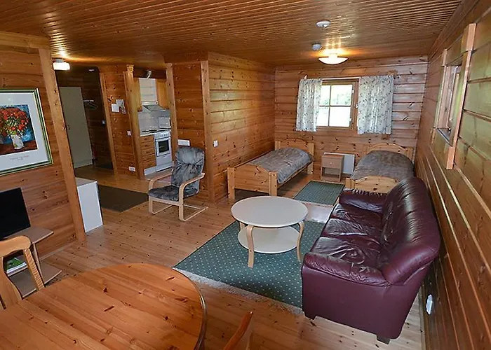 Lomakylae Meripesae 酒店 *